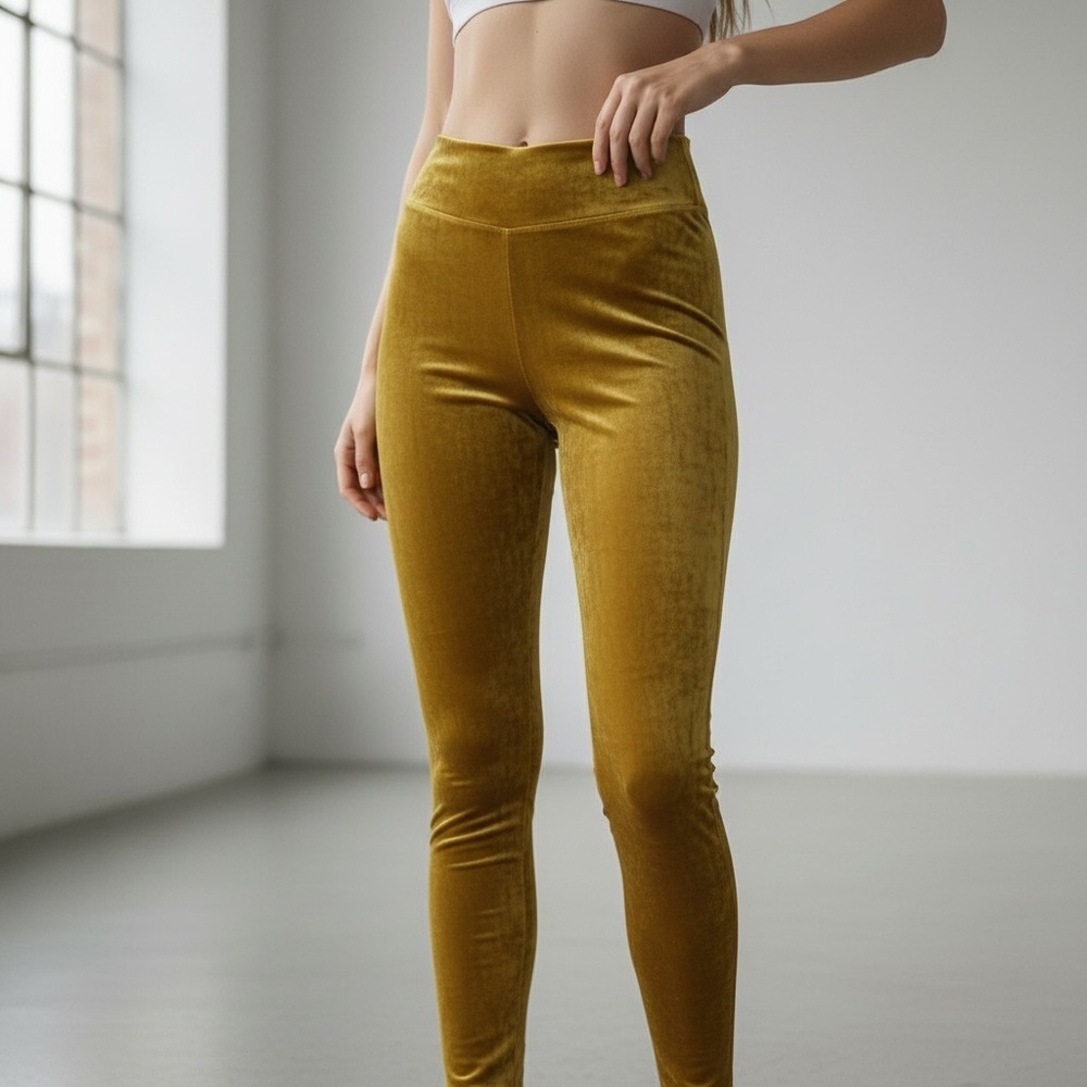 🌻NWOT NEW Aerie Offline After Party Velvet Velour Leggings Size Small
